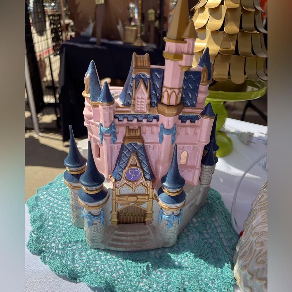 Walt Disney World 50th Anniversary Celebration Cinderella Castle Scentsy